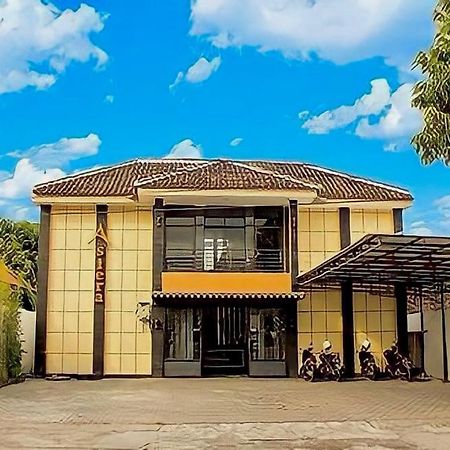 Penginapan Asiera Banyuwangi  Exterior photo